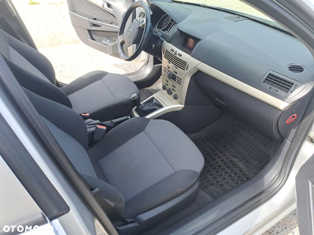 Opel Astra 1.6 Edition Sport - 27