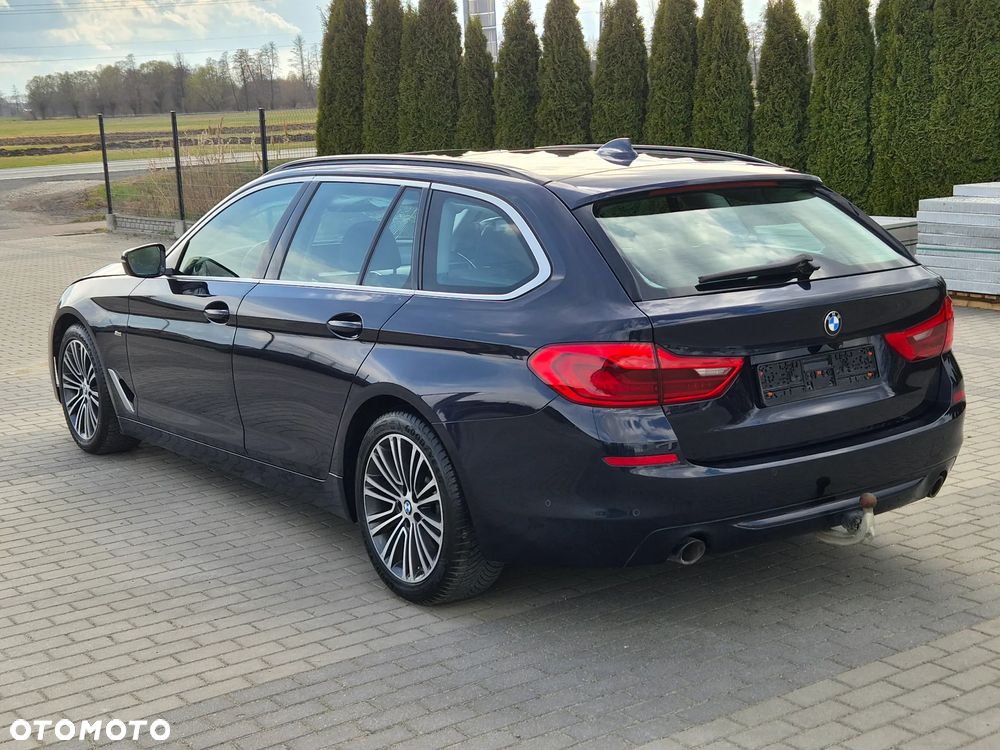 BMW Seria 5 530d xDrive Sport Line - 5