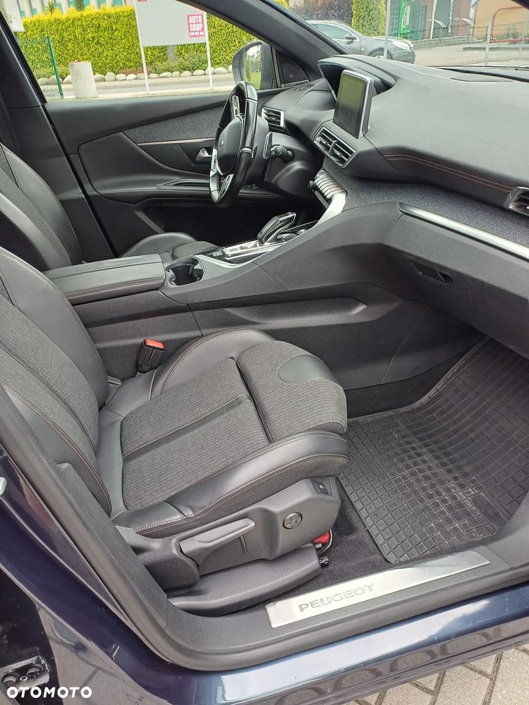 Peugeot 5008 BlueHDi 130 EAT8 GT - 29