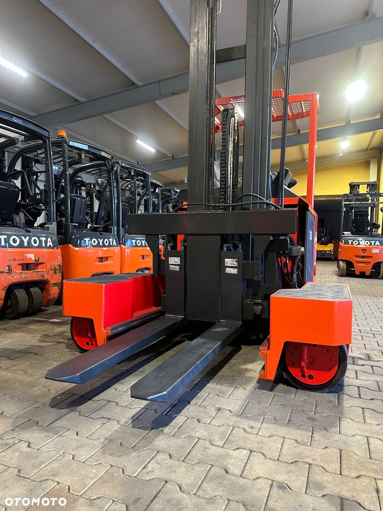 Linde E25F Cztero kierunkowy - 7