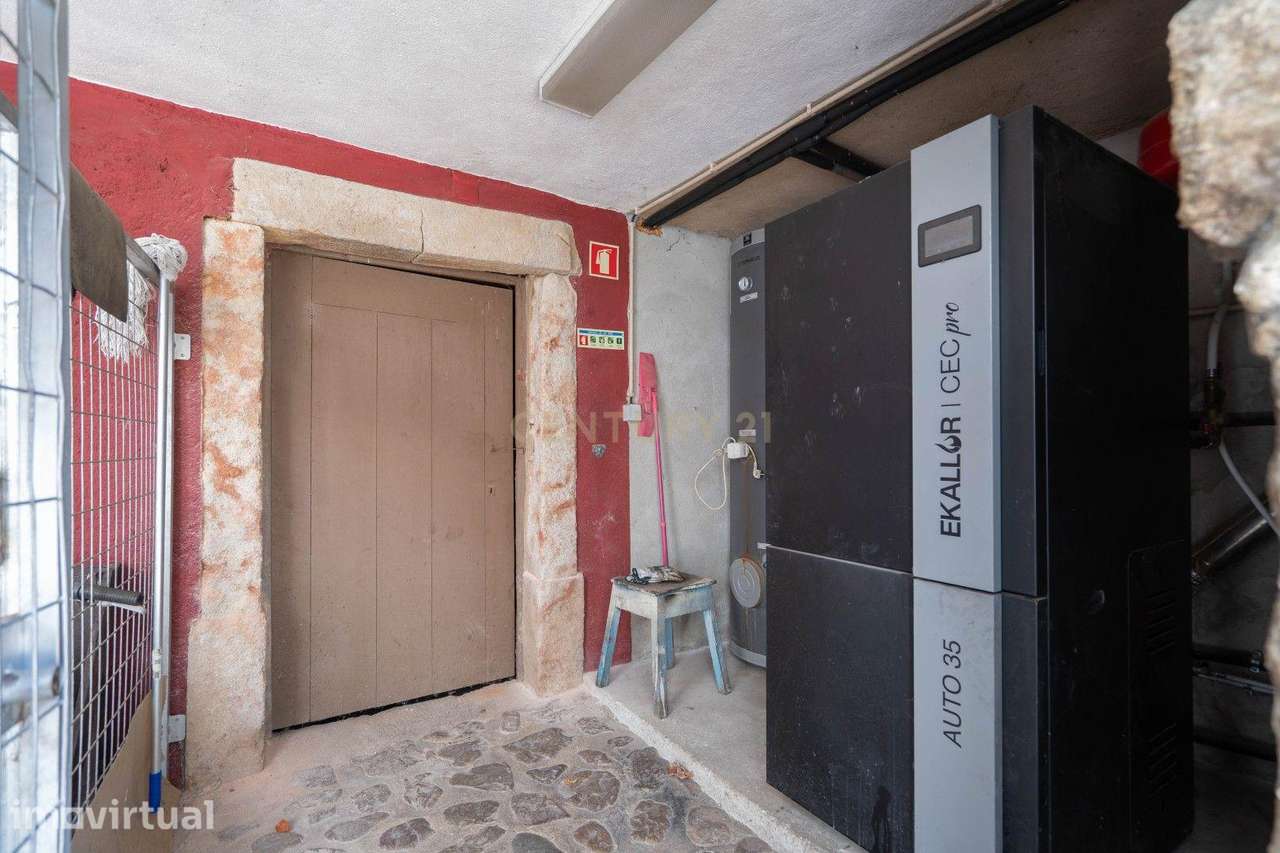 Moradia Rústica com Elevado Potencial para Alojamento Local - Grande imagem: 4/59