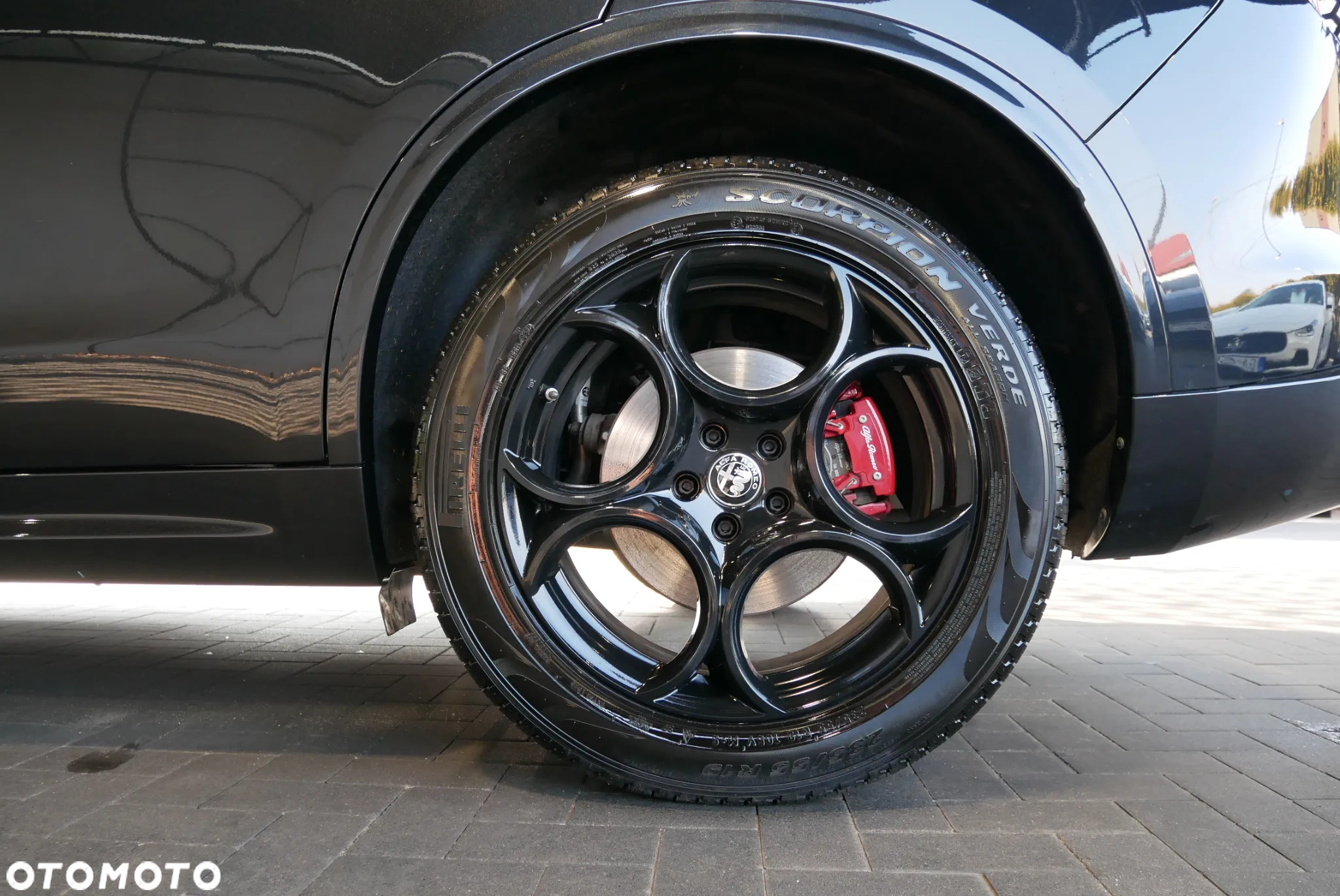 Alfa Romeo Stelvio 2.0 Turbo 16V AT8-Q4 Executive - 36