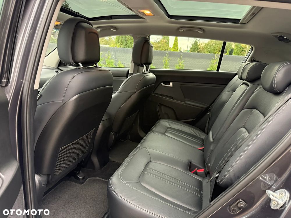 Kia Sportage 2.0 CRDI 184 4WD Spirit - 13