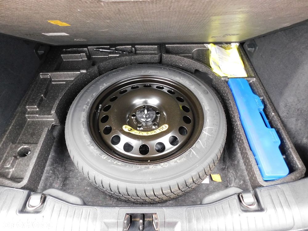 Ford Kuga 1.5 EcoBlue FWD Titanium X - 11