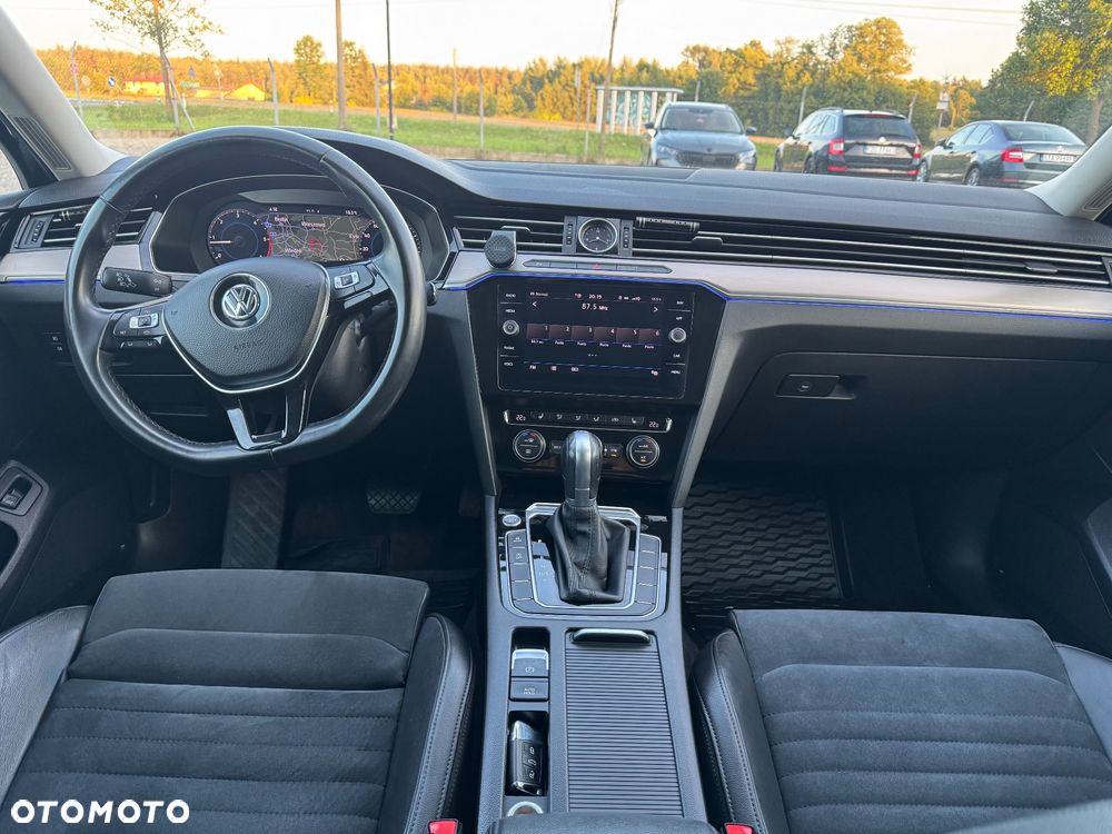 Volkswagen Passat 2.0 TDI SCR DSG Highline - 15