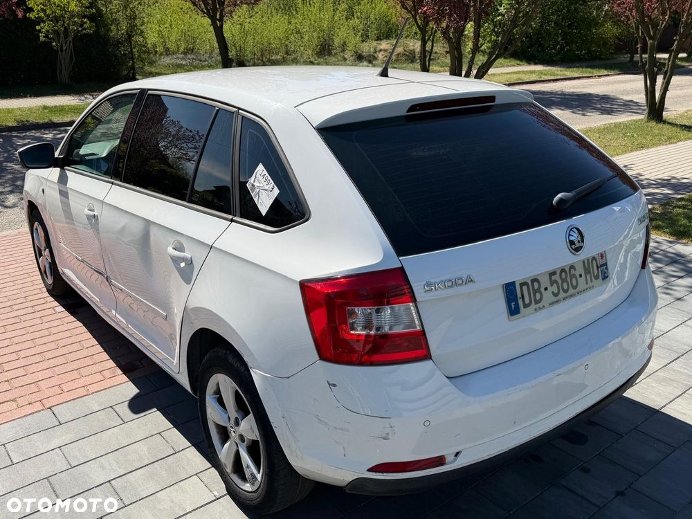 Skoda RAPID 1.6 TDI DSG Active - 7