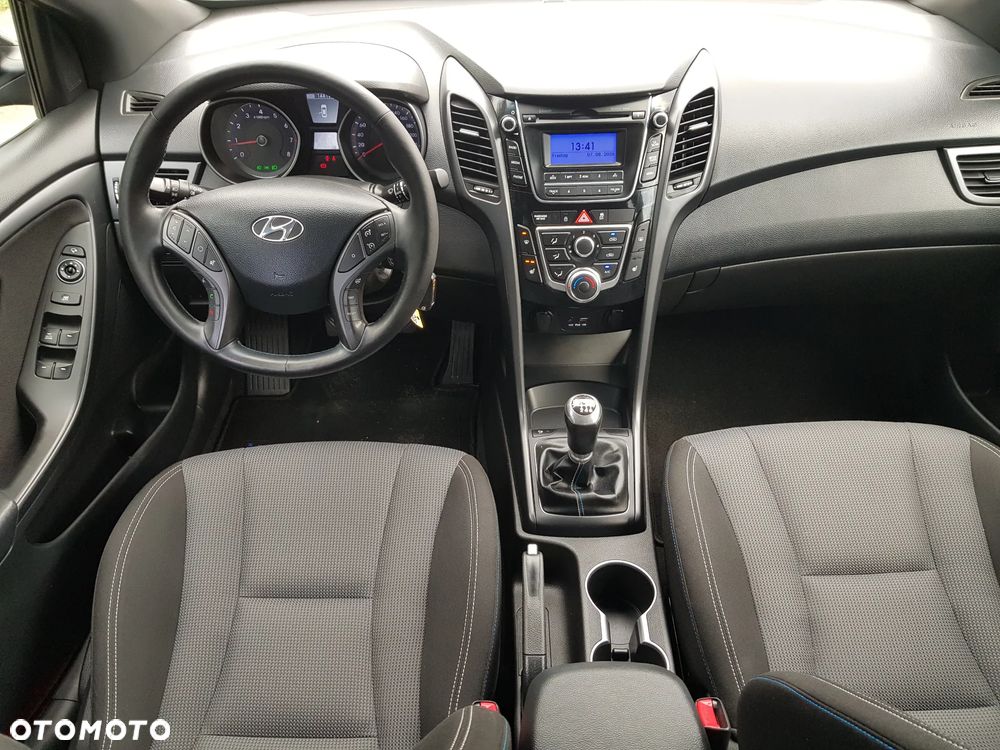 Hyundai i30 blue 1.4 Style - 26