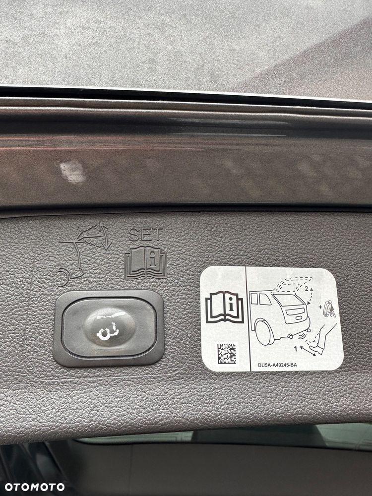 Ford Kuga 2.0 EcoBlue 4x4 ST-LINE - 11