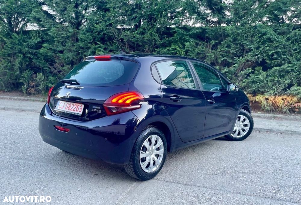 Peugeot 208 PureTech 110 Stop & Start Allure - 25