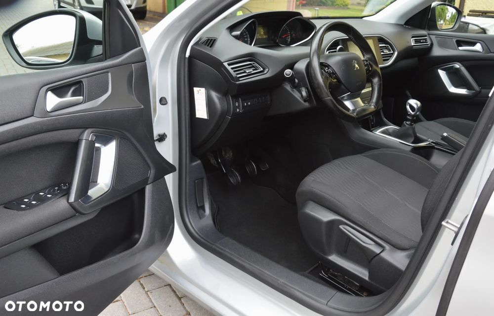 Peugeot 308 - 14