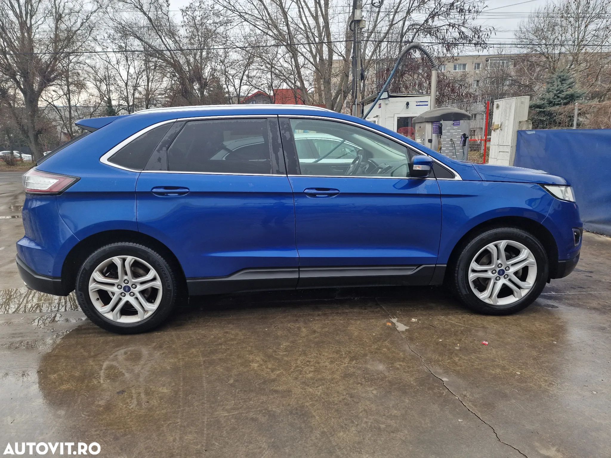 Ford Edge 2.0 TDCi Powershift Titanium - 1