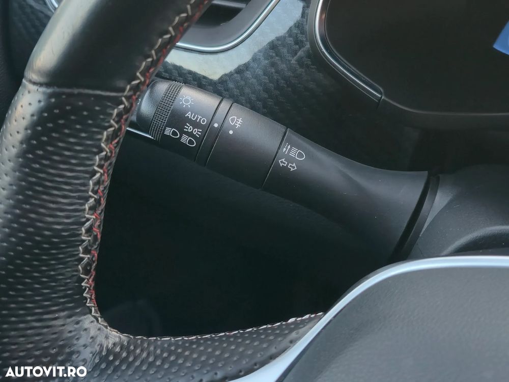 Renault Arkana E-TECH 145 R.S.LINE - 15