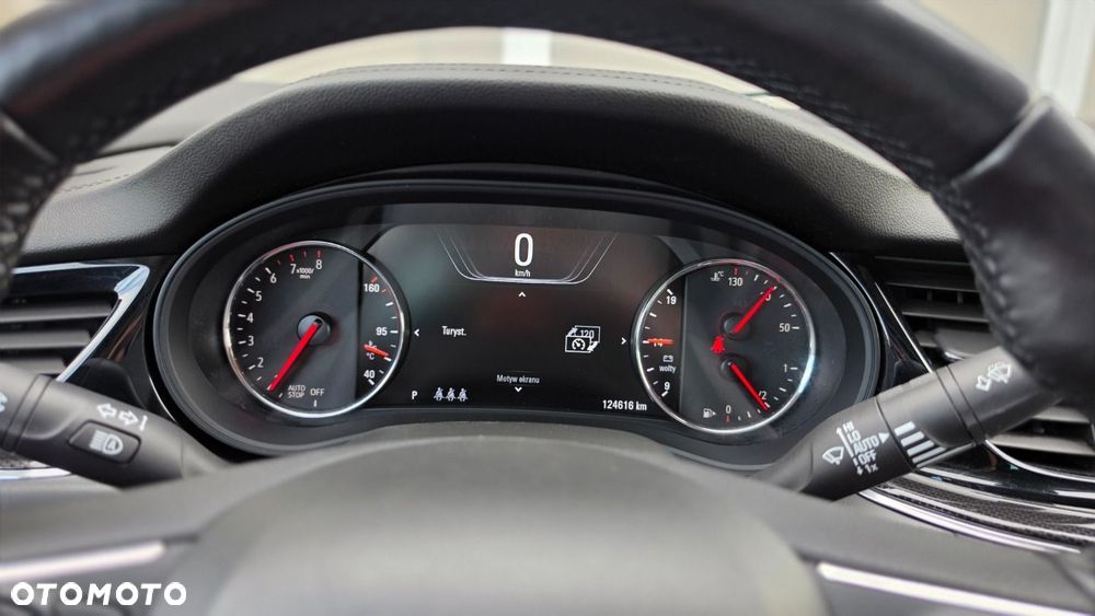 Opel Insignia - 16