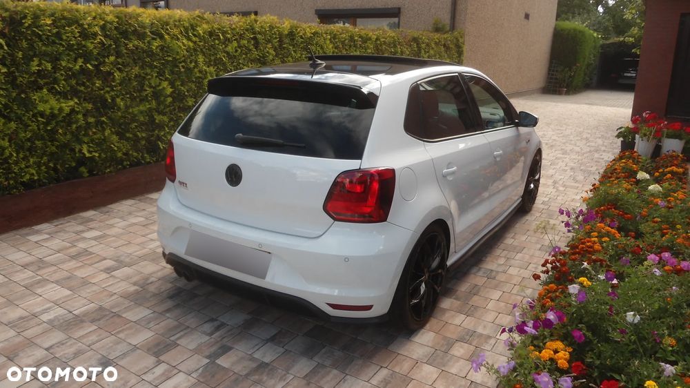 Volkswagen Polo - 17