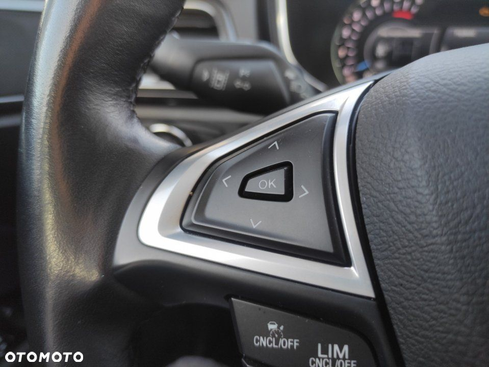 Ford Mondeo - 21