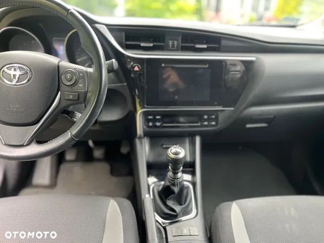 Toyota Auris 1.4 D-4D Active - 7