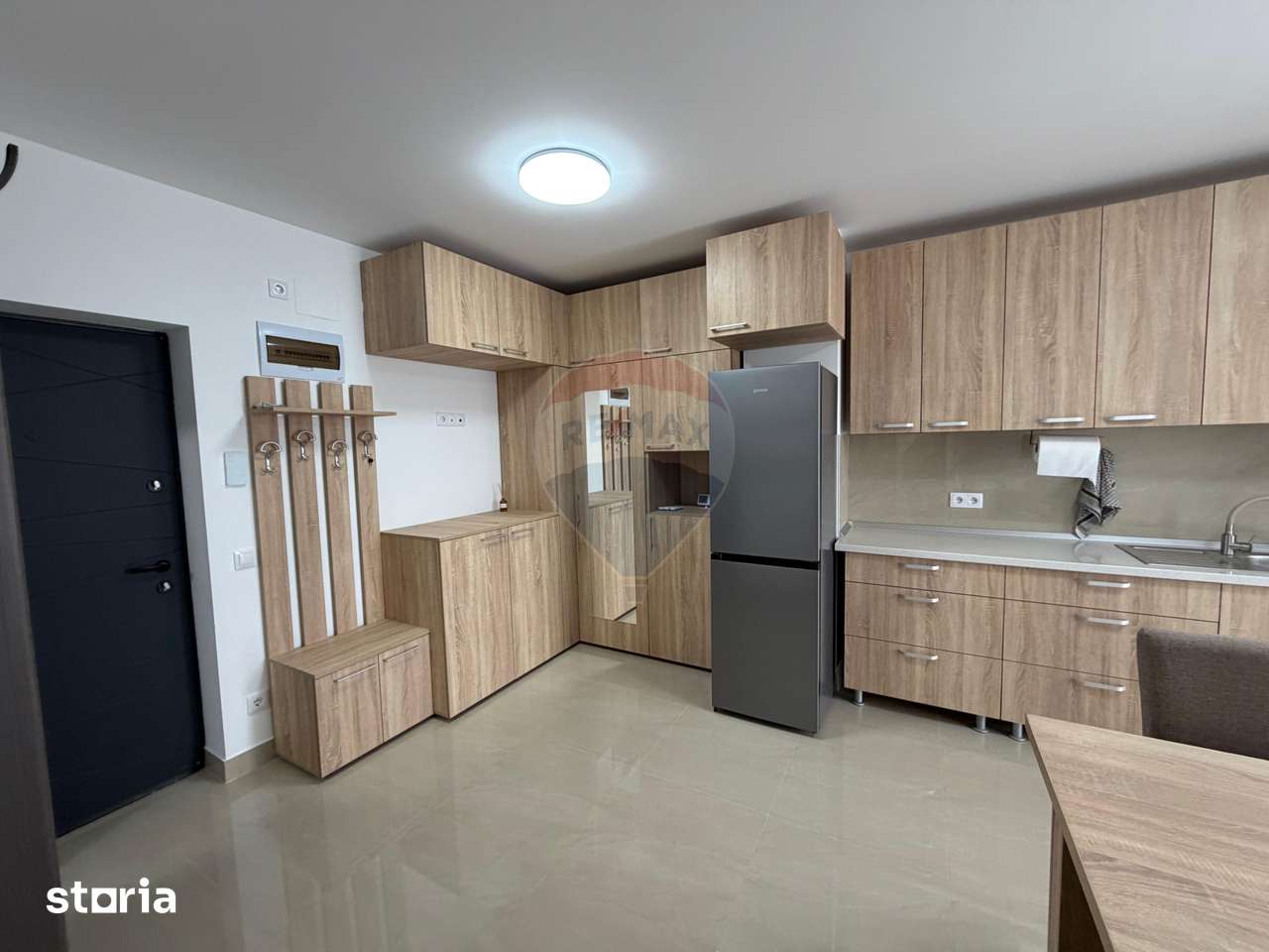 Apartament cu loc parcare- PRIMA INCHIRIERE - Imagine principală: 2/8