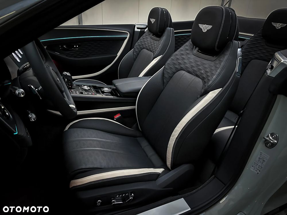 Bentley Continental GT - 15
