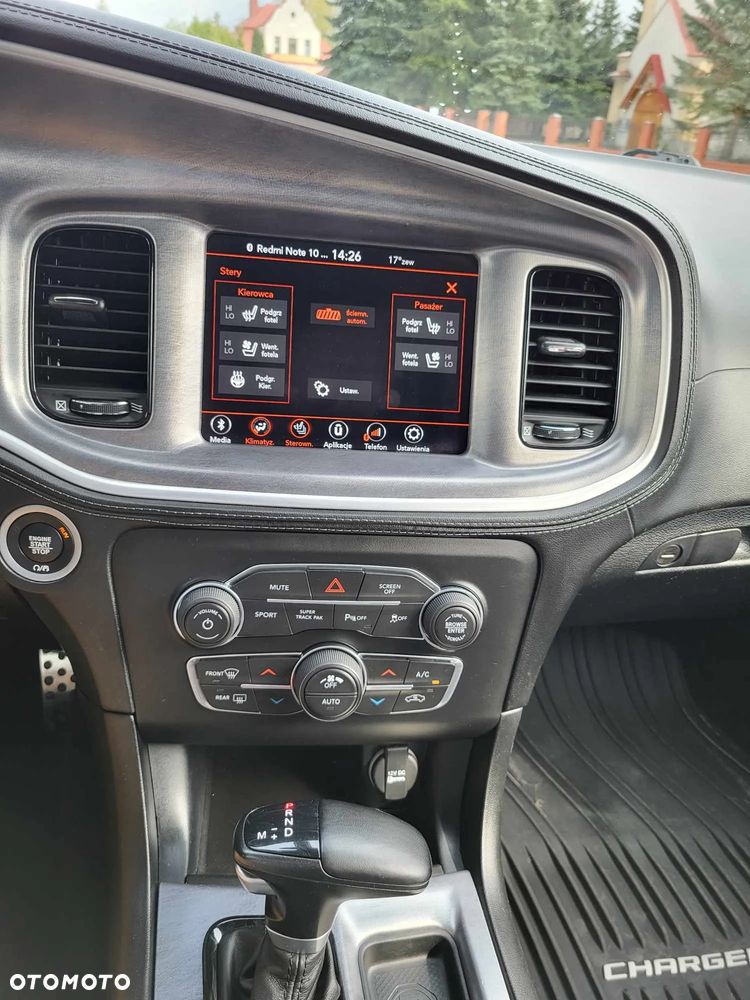 Dodge Charger 5.7 R/T - 14