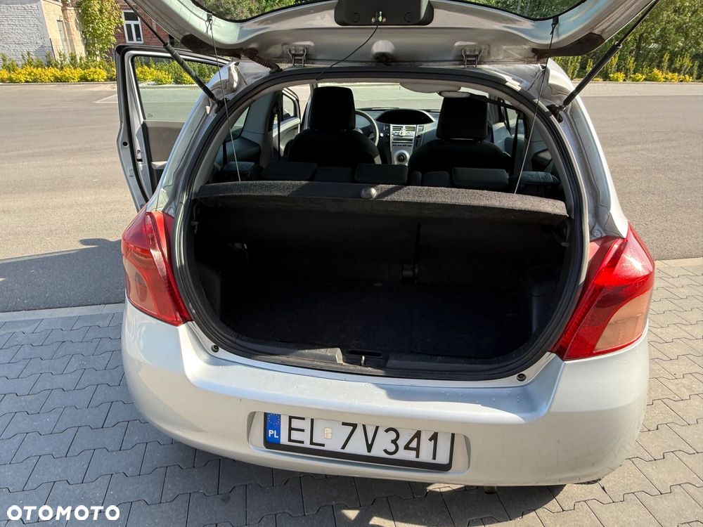 Toyota Yaris 1.0 Terra A/C - 13