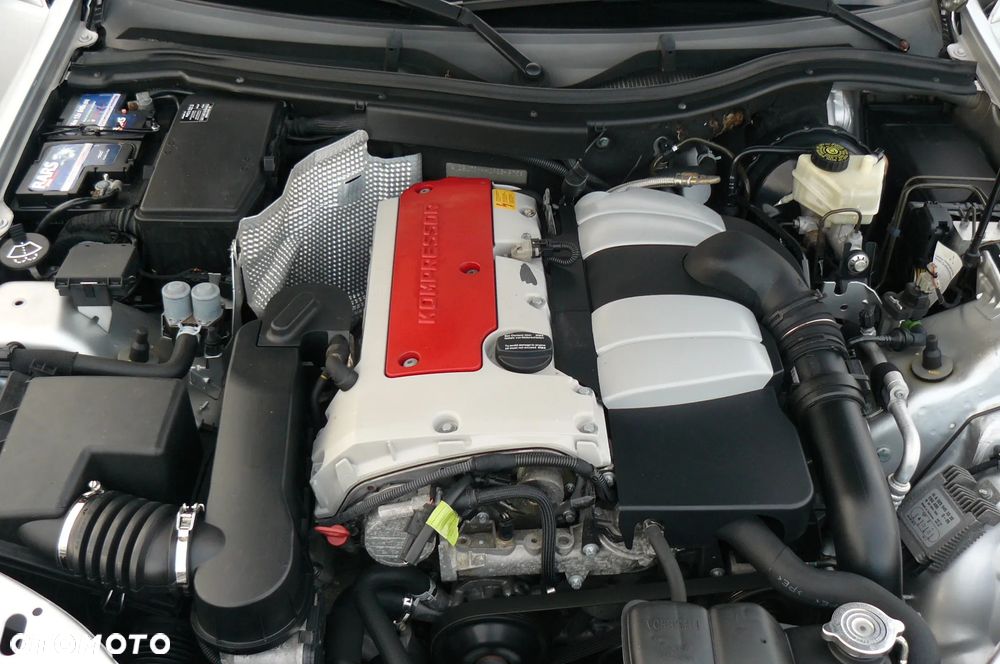 Mercedes-Benz SLK - 36