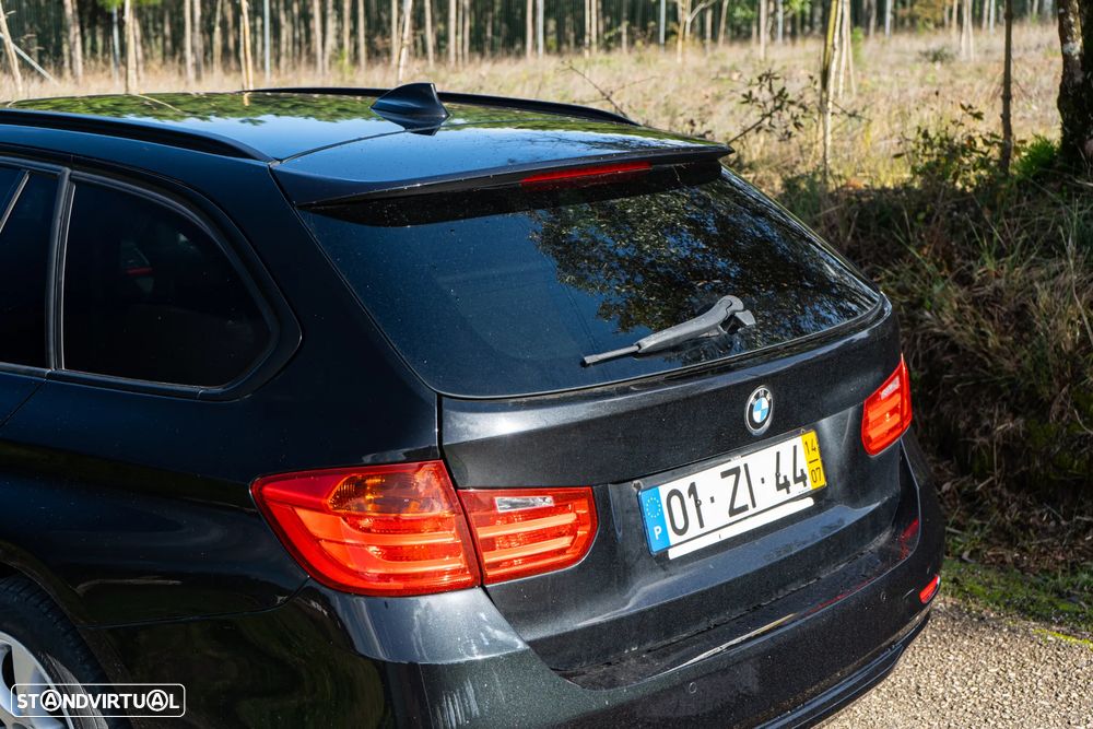 BMW 320 d Sport Line - 8