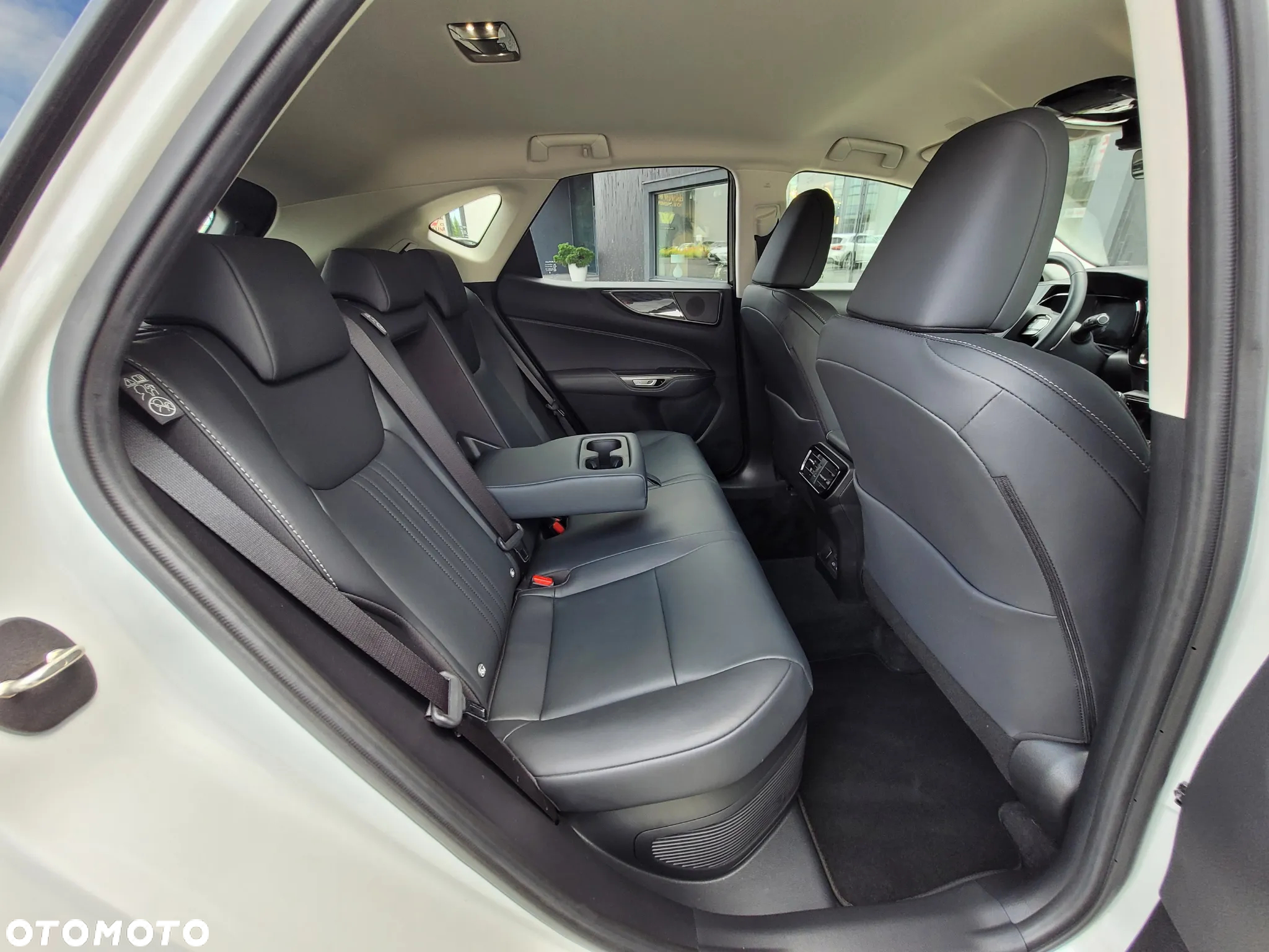 Lexus NX 350h Prestige AWD - 11