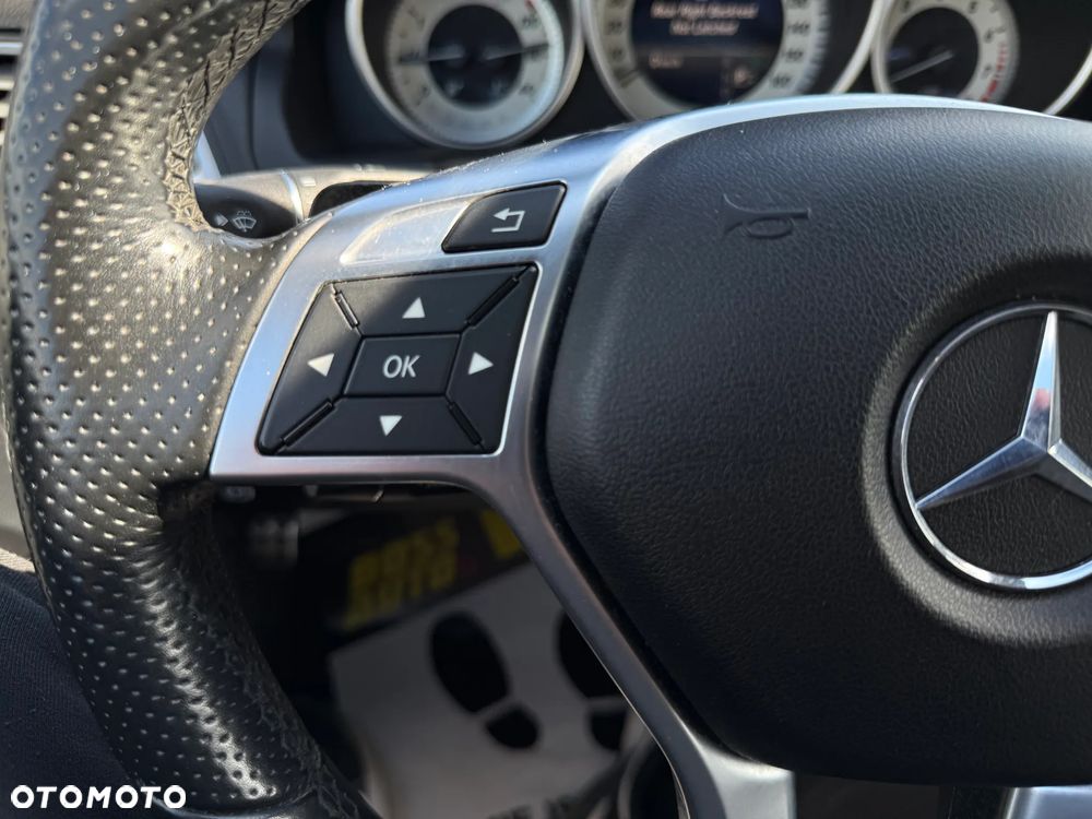 Mercedes-Benz Klasa E - 18