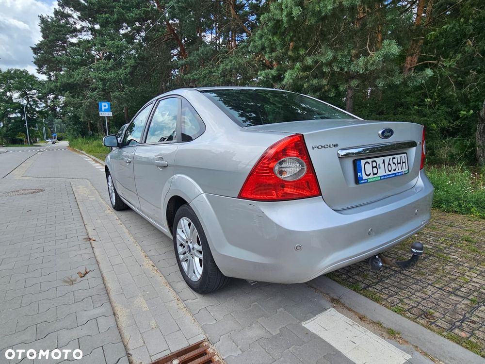 Ford Focus 1.6 TDCi Ghia - 10