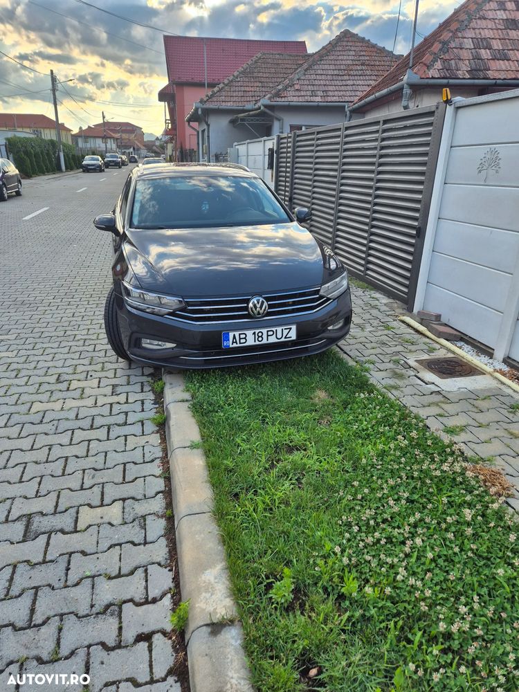 Volkswagen Passat 2.0 TDI DSG Comfortline - 1