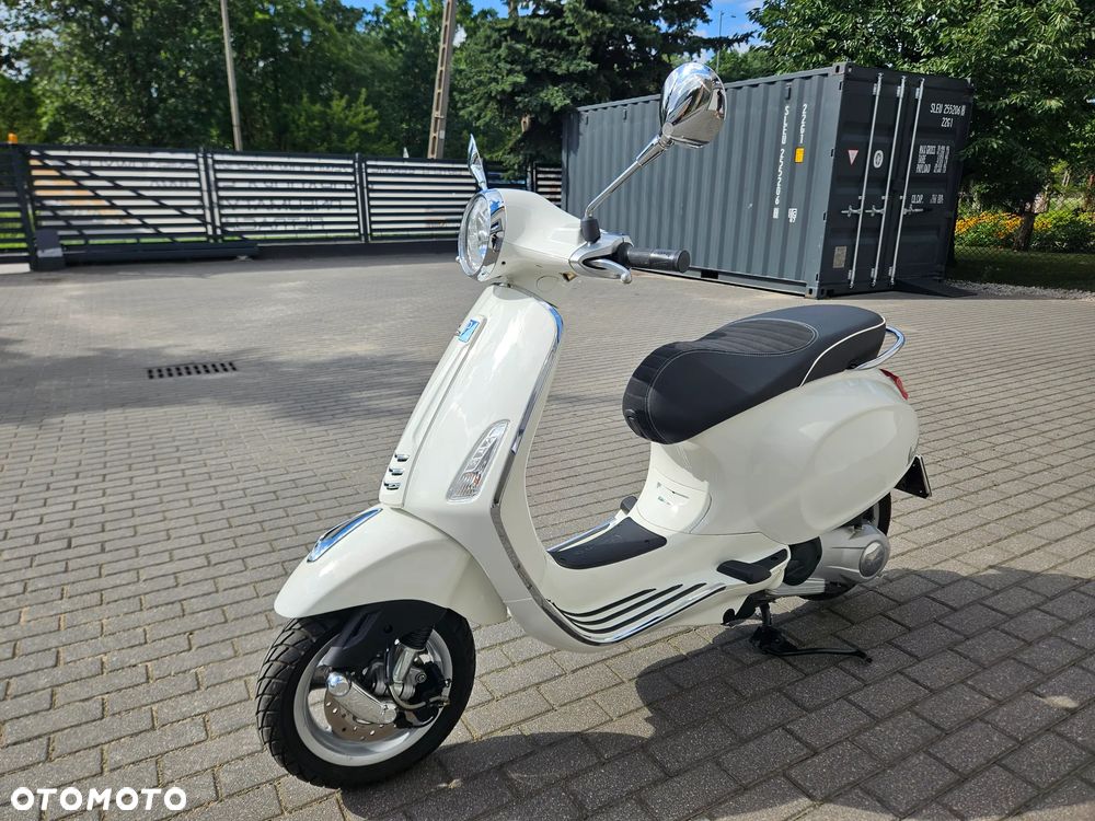 Vespa Primavera - 4