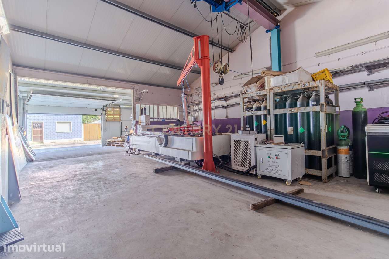 Armazém para atividade industrial no Engenho, Marinha Grande - Grande imagem: 3/13