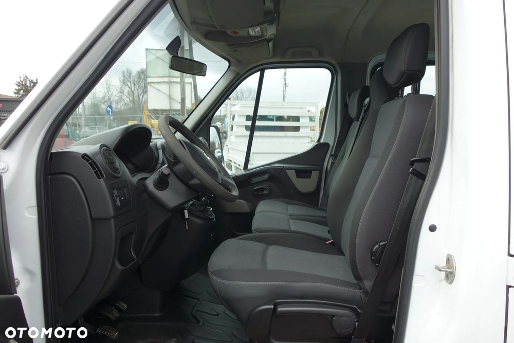 Renault Masster , Salon Polska ,, Brygadówka , Dubel kabina EURO 6 - 15