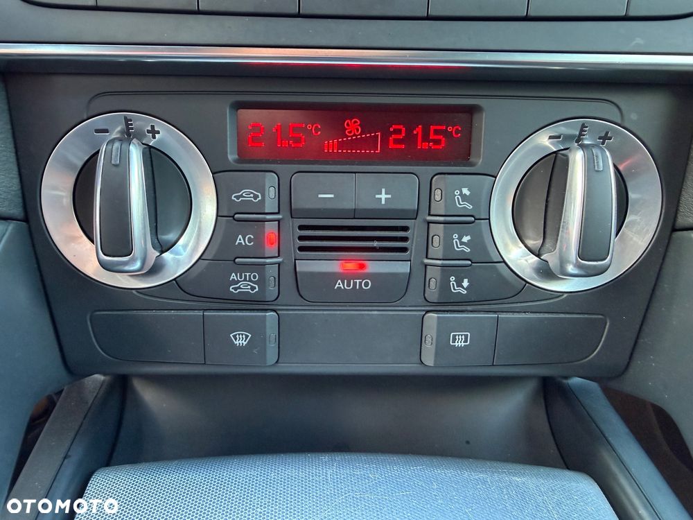 Audi A3 Sportback - 12