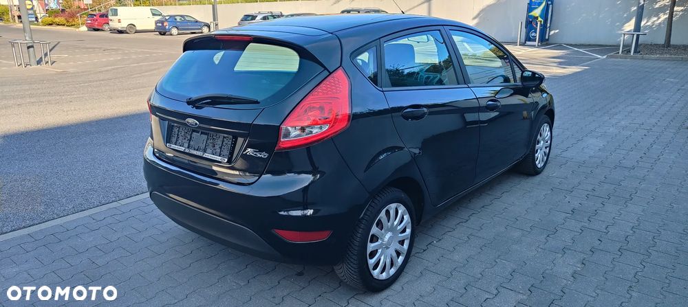 Ford Fiesta - 18