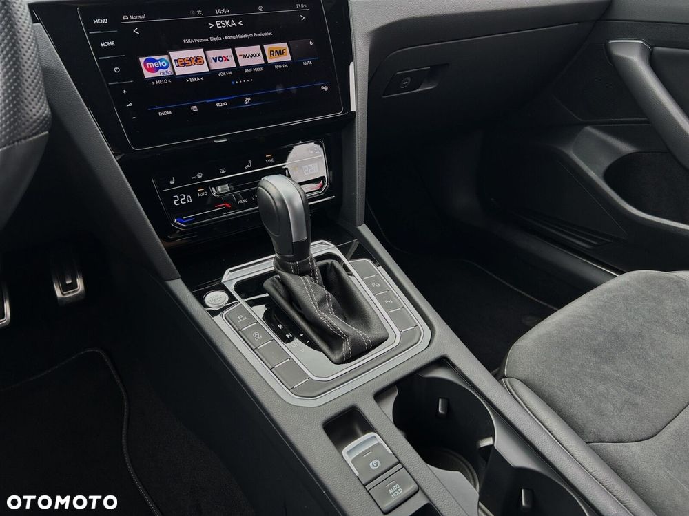 Volkswagen Arteon 2.0 TSI R-Line DSG - 25