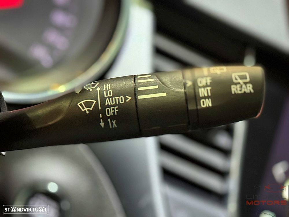 Opel Crossland 1.2 T GS Line - 26