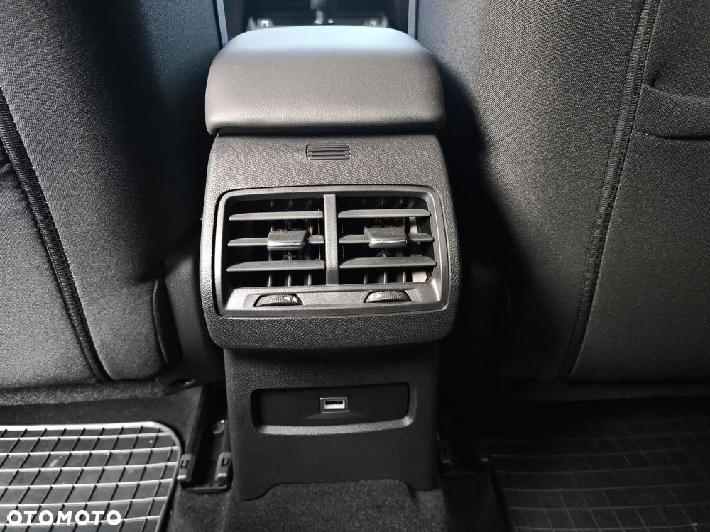 Citroën C4 1.2 PureTech Shine S&S - 28