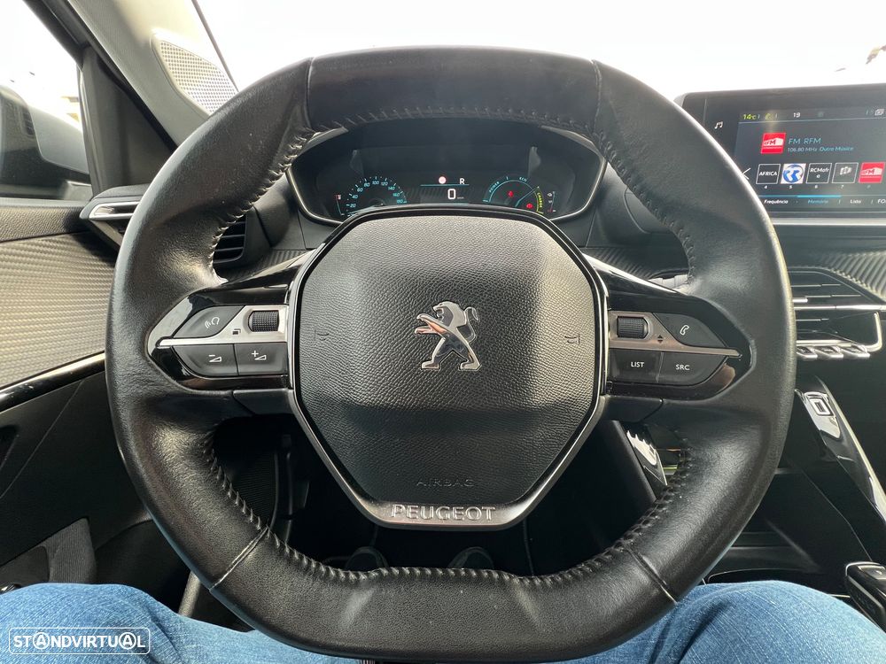 Peugeot e-208 Allure Pack - 2