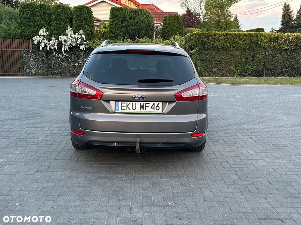 Ford Mondeo 2.0 TDCi Titanium - 12