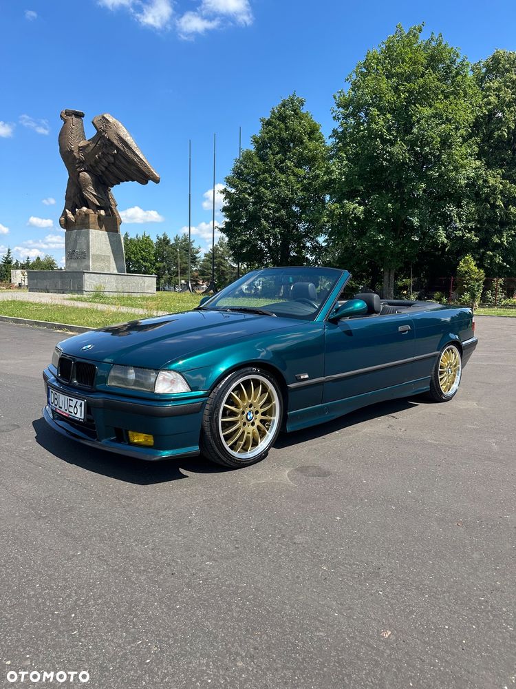 BMW Seria 3 318i - 9