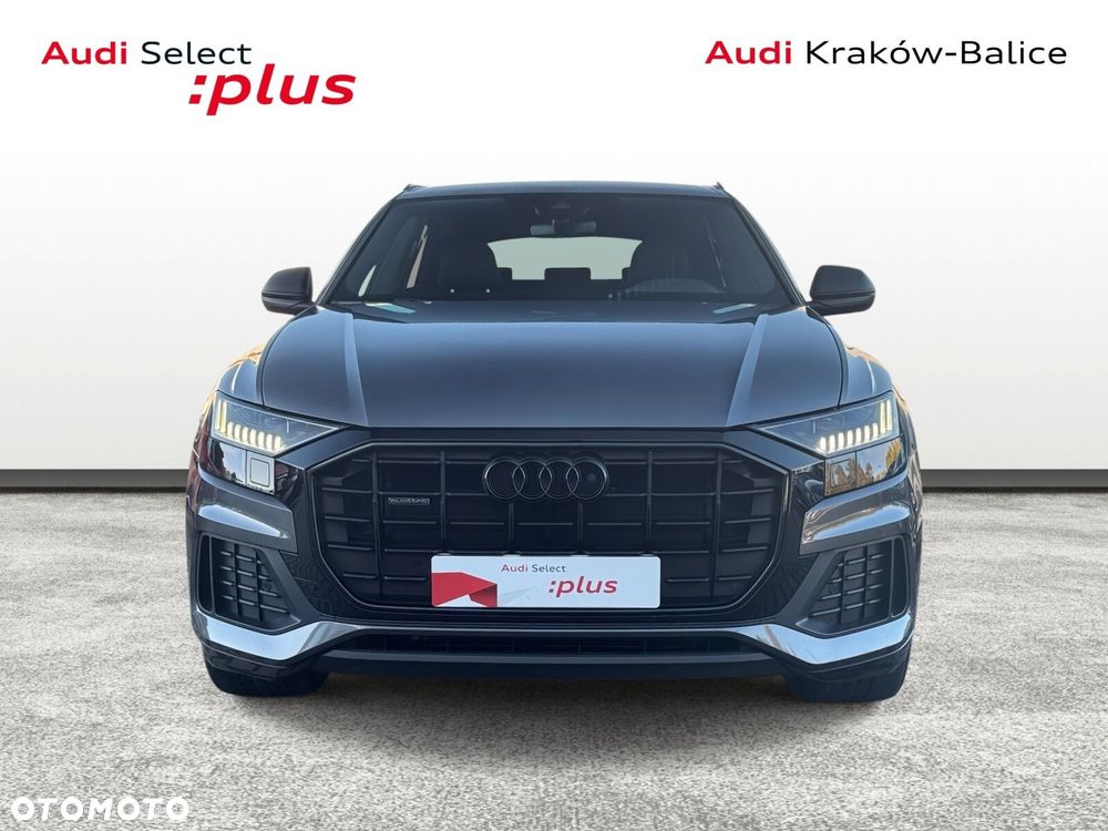 Audi Q8 - 9