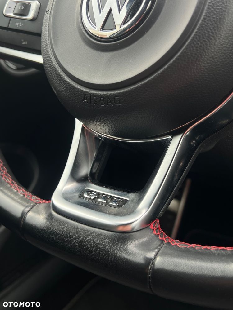 Volkswagen Golf GTI (BlueMotion Technology) DSG Performance - 24