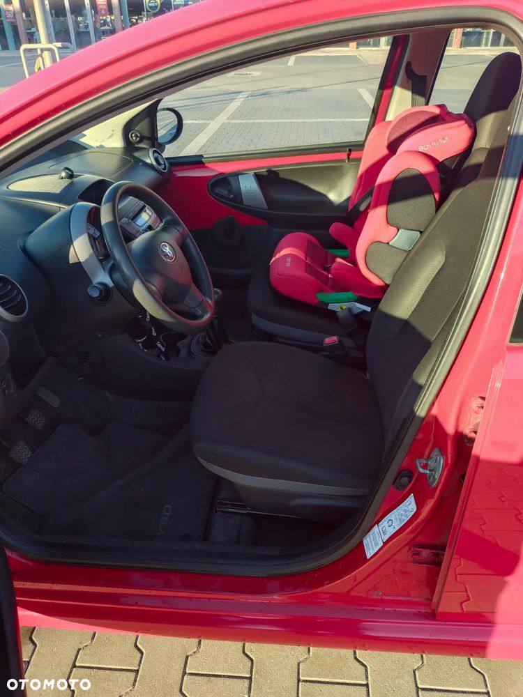 Toyota Aygo - 8