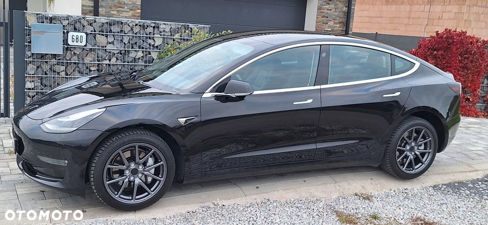 Tesla Model 3 Standard Range Plus - 14