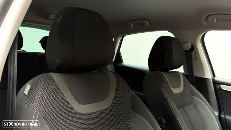 Citroën C4 BlueHDi 120 Stop&Start Shine - 31