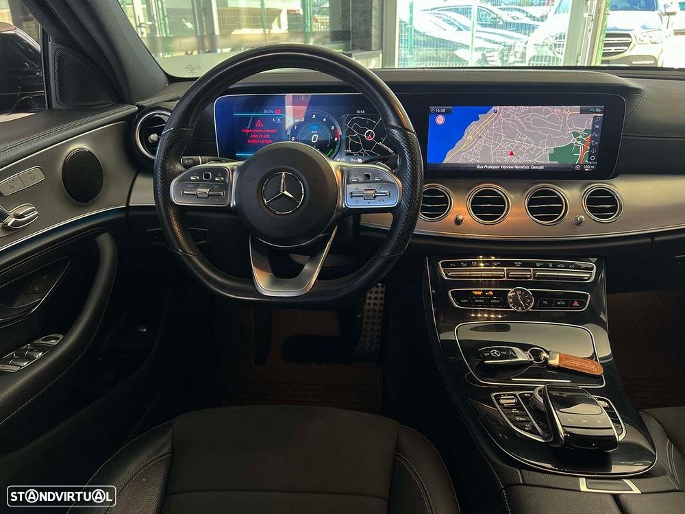 Mercedes-Benz E 300 de Avantgarde - 10