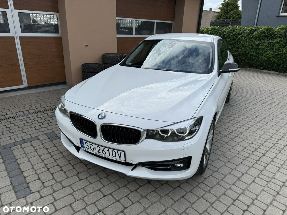 BMW 3GT 320i xDrive - 13