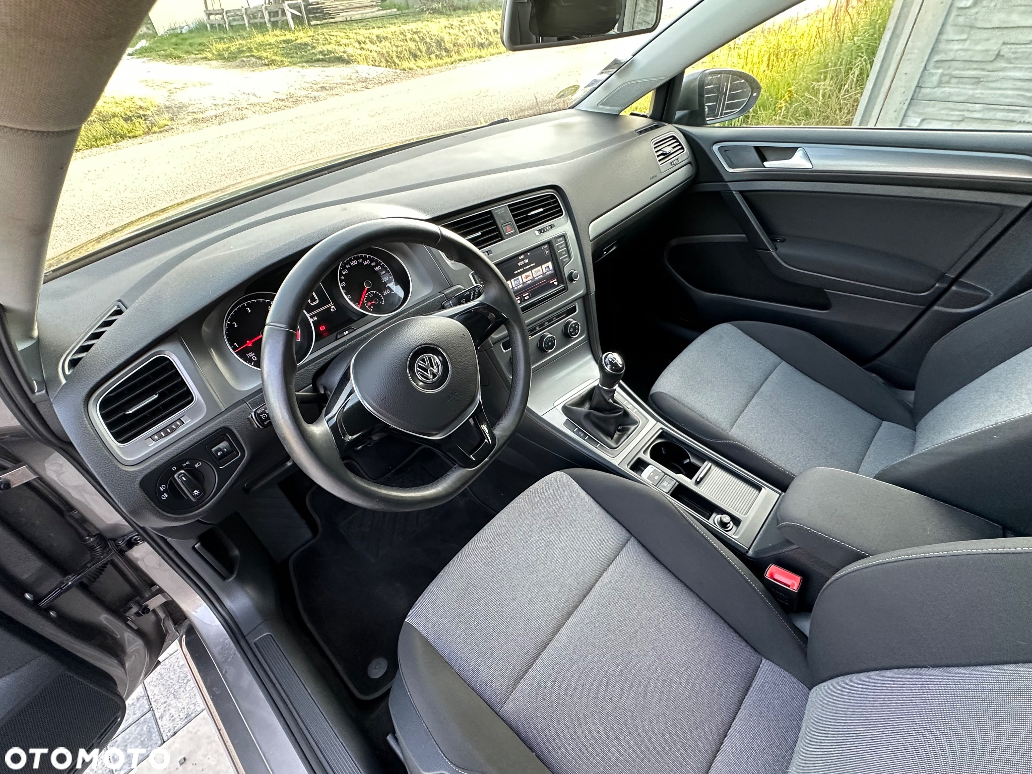 Volkswagen Golf 1.6 BlueTDI Comfortline - 18