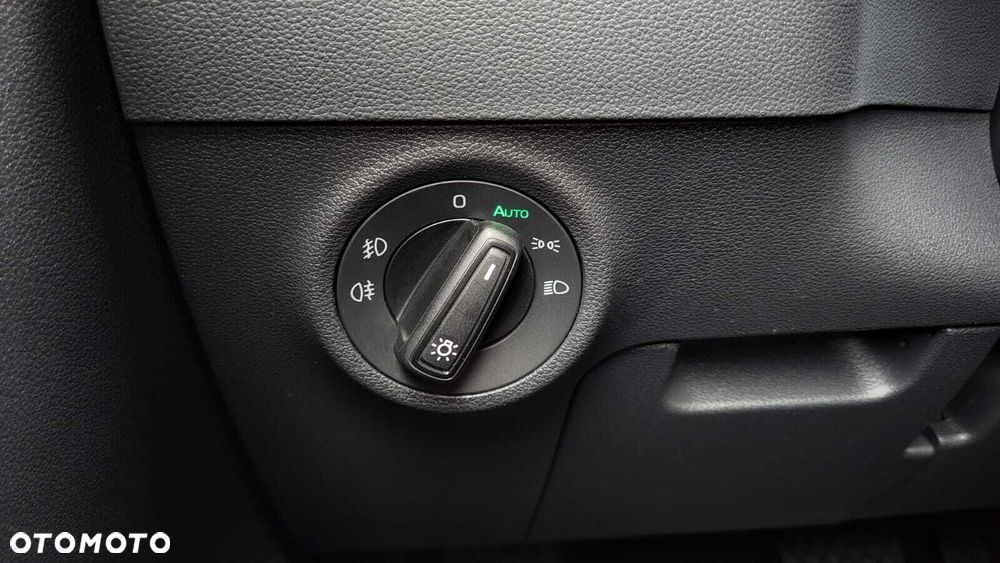 Skoda Karoq 1.5 TSI ACT Selection DSG - 19